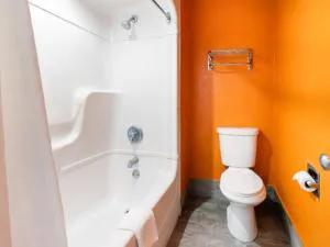 OYO Hotel Lake Charles Hwy 10 hotel detail image 1