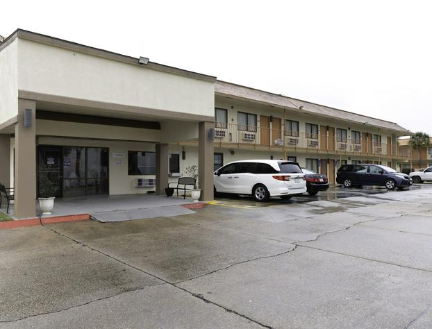 OYO Hotel Lake Charles Hwy 10 hotel detail image 3