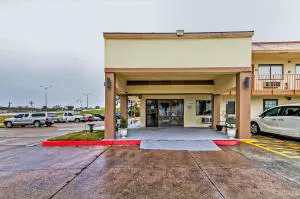 OYO Hotel Lake Charles Hwy 10 hotel detail image 2
