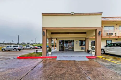 OYO Hotel Lake Charles Hwy 10 hotel detail image 3