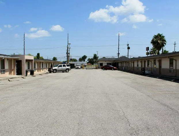 Best Way Inn & Suites hotel detail image 1