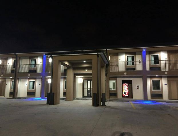 Paradise Inn & Suites hotel detail image 1