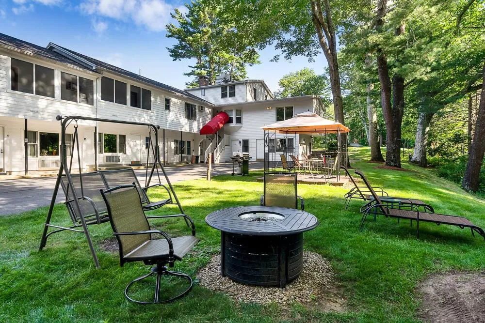 Towne Lyne Motel hotel hero