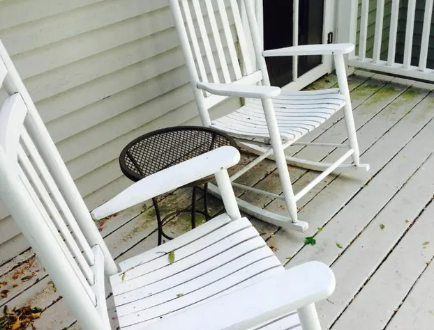 The James Place Inn B&B hotel detail image 3