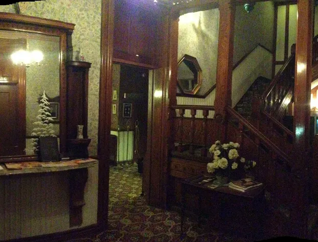 Biltmore Suites Hotel hotel detail image 3