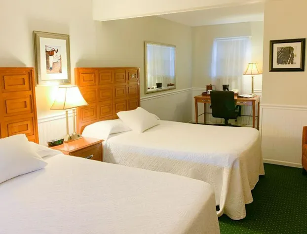 Cedar Crest Inn hotel detail image 3