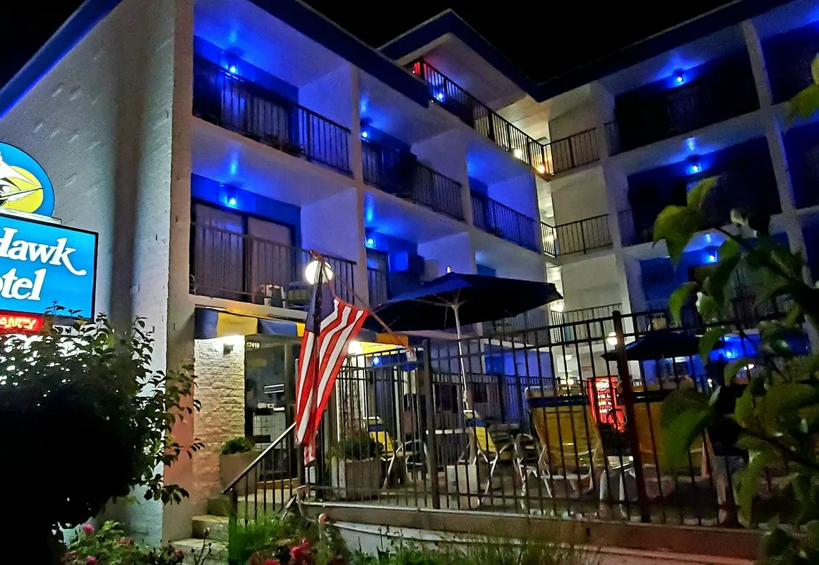 Sea Hawk Motel hotel hero