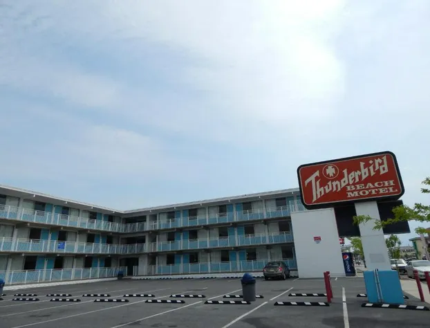 Thunderbird Beach Motel hotel detail image 1