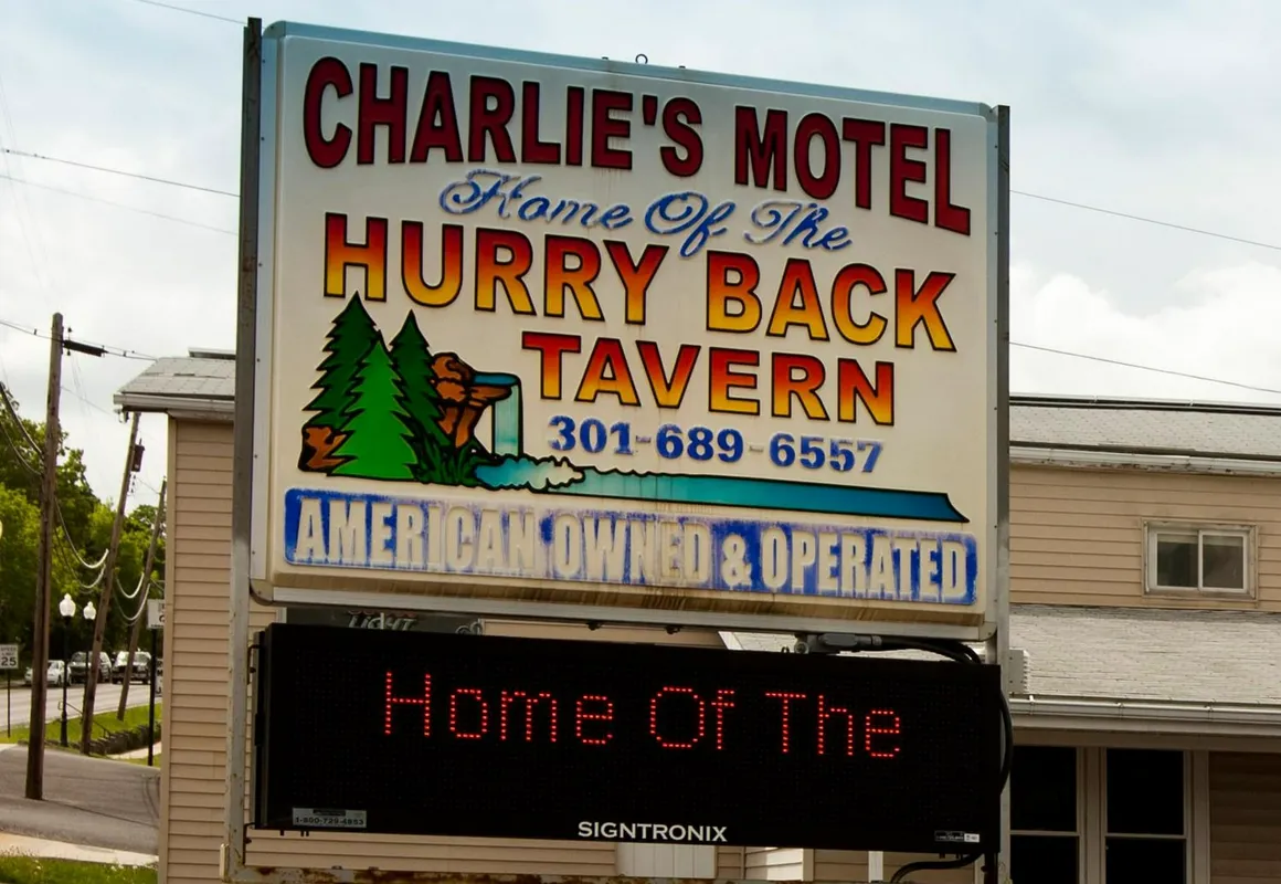 Charlie's Motel hotel hero
