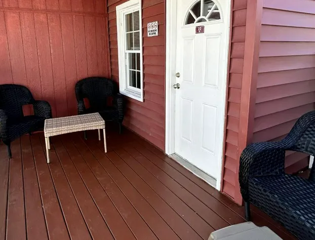 The Burgundy Inn hotel detail image 1