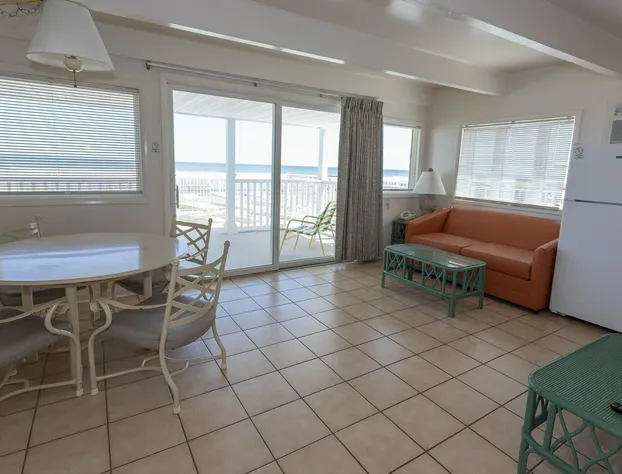 Fish Tales Boardwalk Inn hotel detail image 3