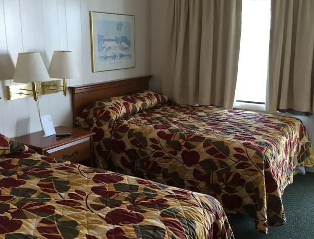 Fish Tales Boardwalk Inn hotel detail image 4