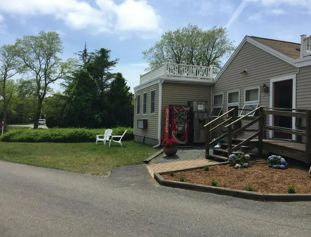 Viking Shores Motor Inn hotel detail image 2