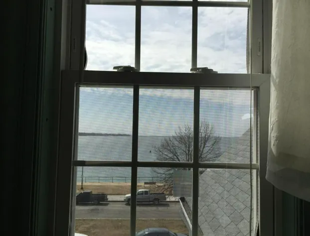 Harborview Inn hotel detail image 3