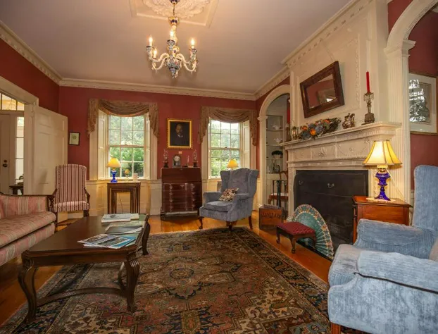 Clark Currier Inn hotel detail image 2