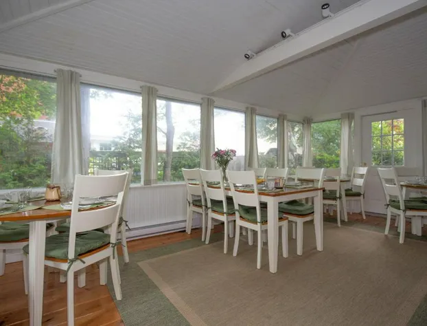 Clark Currier Inn hotel detail image 3