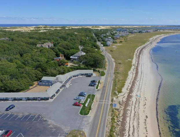 Breakwater Hotel hotel detail image 4