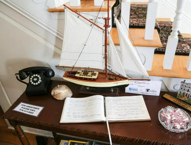 Compass Rose Inn hotel detail image 4