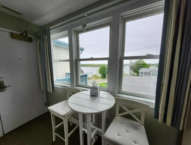 The Inn on Onset Bay hotel detail image 2