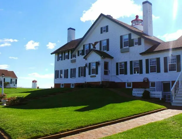 Lighthouse Inn hotel detail image 2