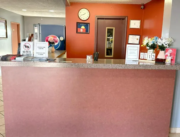 Cadillac Inn hotel detail image 3