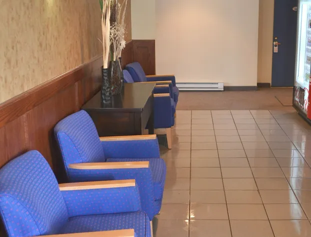 Main Street Lodge and Suites hotel detail image 1