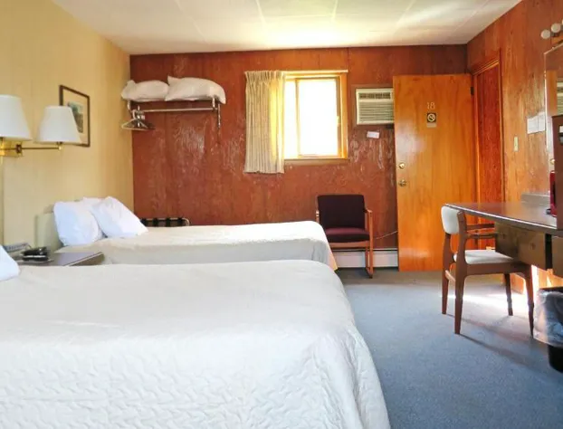 Indianhead Ironwood Motel hotel detail image 3