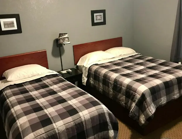 Highland Court Motel hotel detail image 2