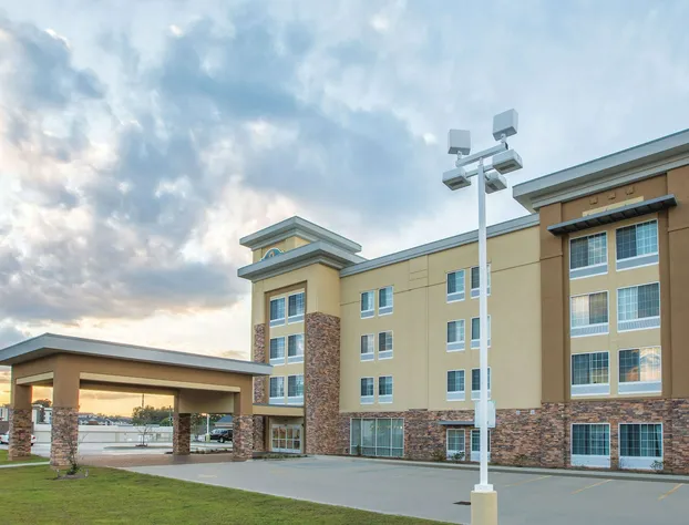 La Quinta Inn & Suites by Wyndham Hattiesburg - I-59 hotel detail image 2