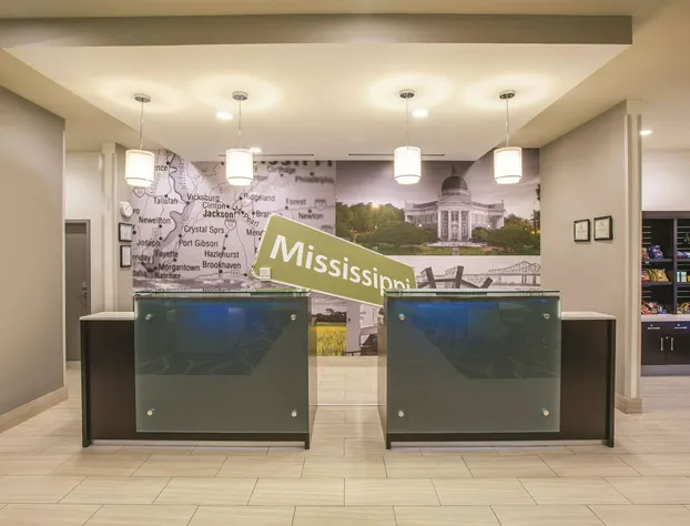 La Quinta Inn & Suites by Wyndham Hattiesburg - I-59 hotel detail image 4
