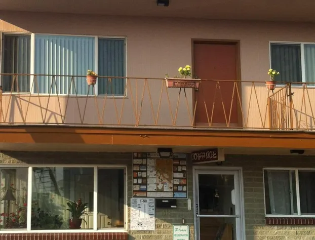 Economy Inn hotel detail image 1