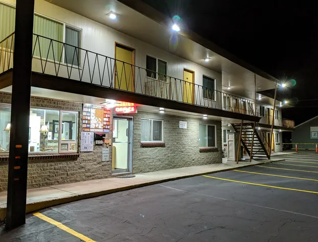 Economy Inn hotel detail image 3