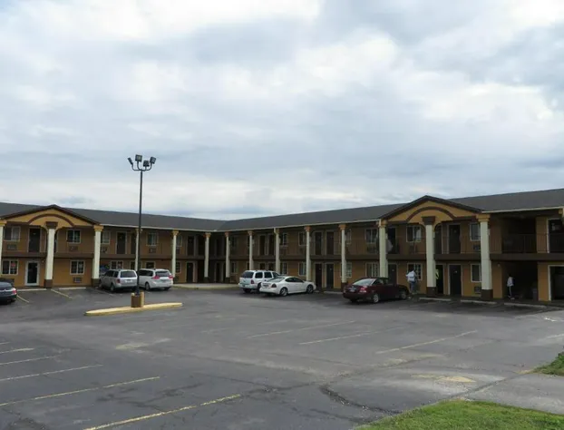 Economy Inn & Suites Joplin hotel detail image 1