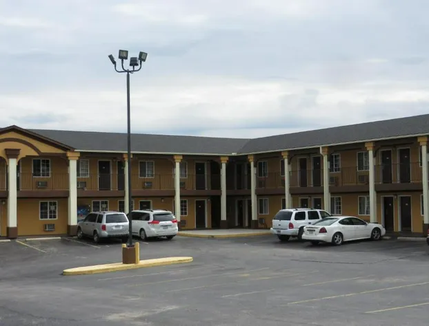 Economy Inn & Suites Joplin hotel detail image 3