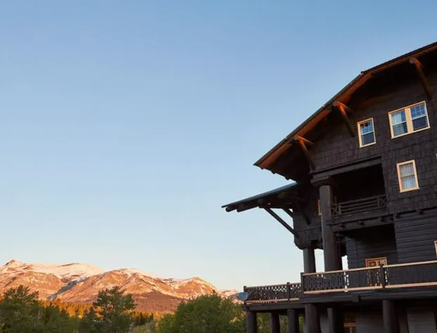 Glacier Park Lodge hotel detail image 2