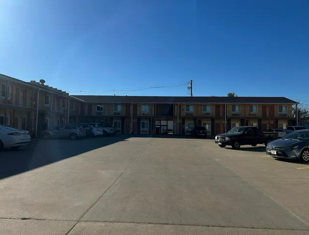 Crete Inn by Capital O Near Lincoln hotel detail image 1