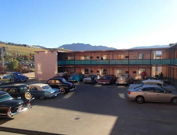 Finlen Hotel and Motor Inn hotel detail image 1