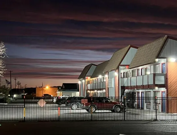 Oasis Inn & Suites hotel detail image 2