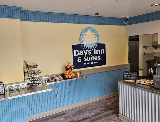 Days Inn and Suites by Wyndham Downtown Missoula-University hotel detail image 2