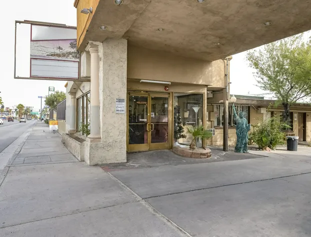 OYO Oasis Motel Las Vegas I-15 hotel detail image 1