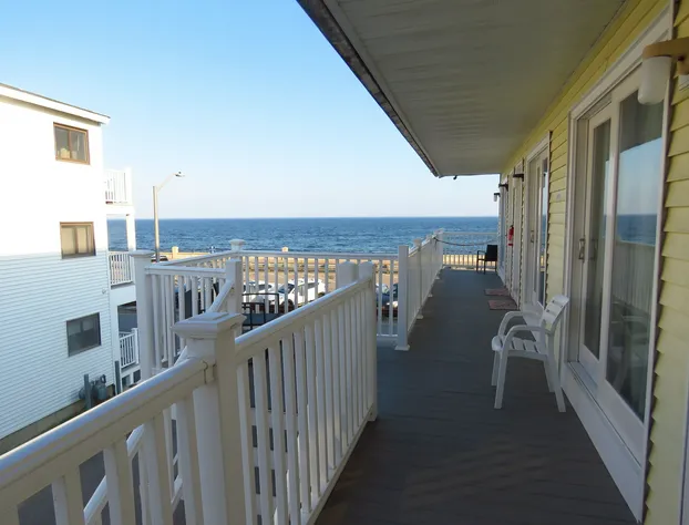 Breakers by the Sea hotel detail image 4