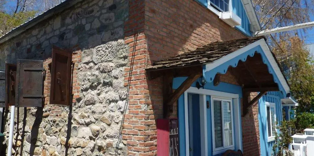 Sugarloaf Mountain Motel hotel hero