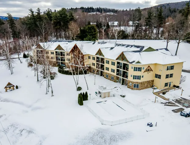 Mountain Edge Suites at Sunapee, an Ascend Collection Hotel hotel detail image 3