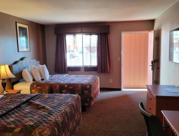 National 9 Inn hotel detail image 4