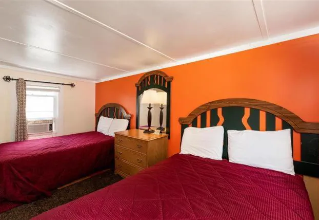 Perry's Motel and Cottages hotel detail image 3