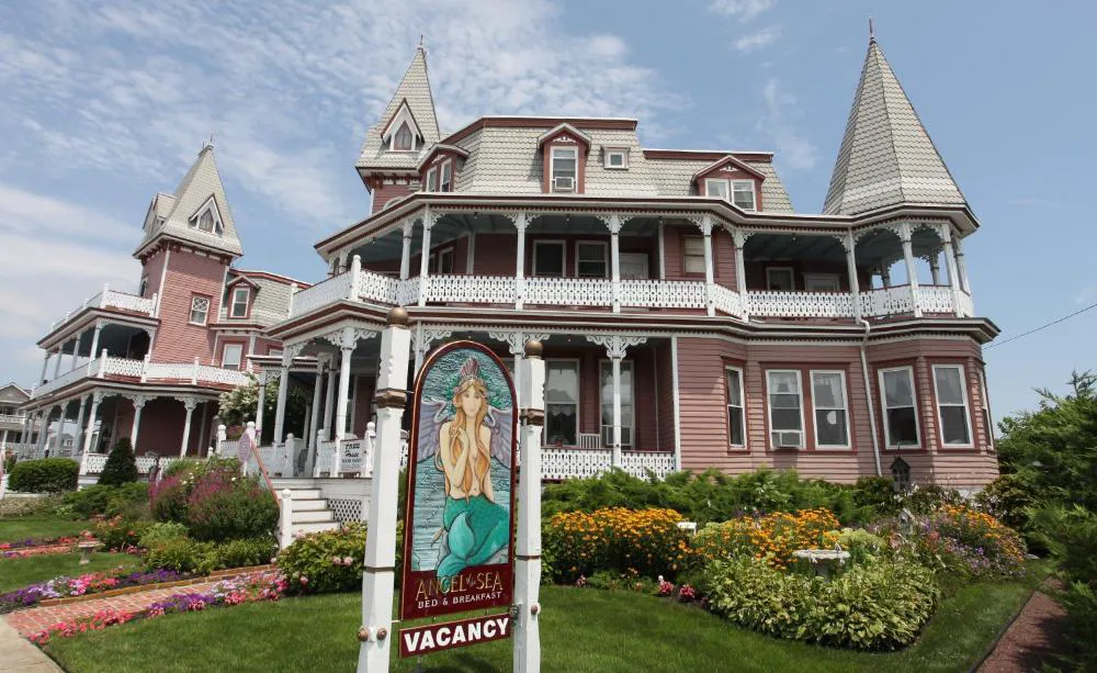 Angel of the Sea hotel hero