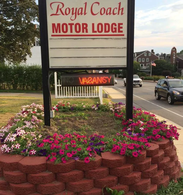 Royal Coach Motor Lodge hotel hero