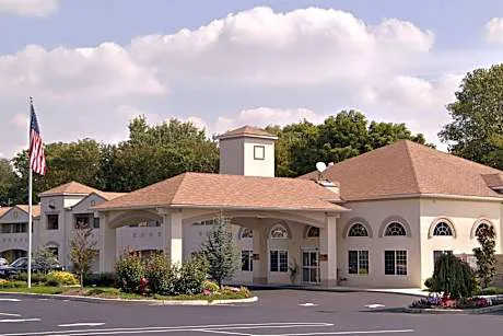 Days Inn & Suites by Wyndham Cherry Hill - Philadelphia hotel hero