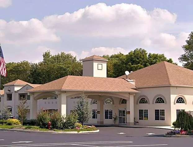 Days Inn & Suites by Wyndham Cherry Hill - Philadelphia hotel detail image 2