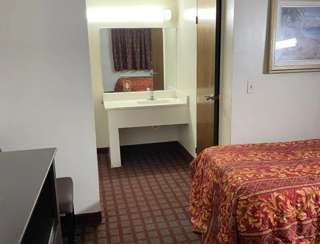 Budget Inn - Elizabeth, NJ hotel detail image 3